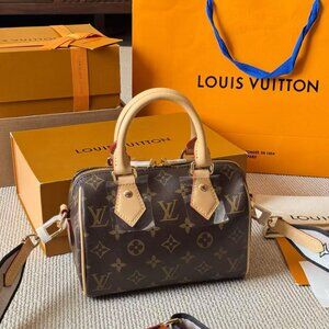 Classic Louis Vuitton Bag: A Stylish and Versatile Choice for Elegance